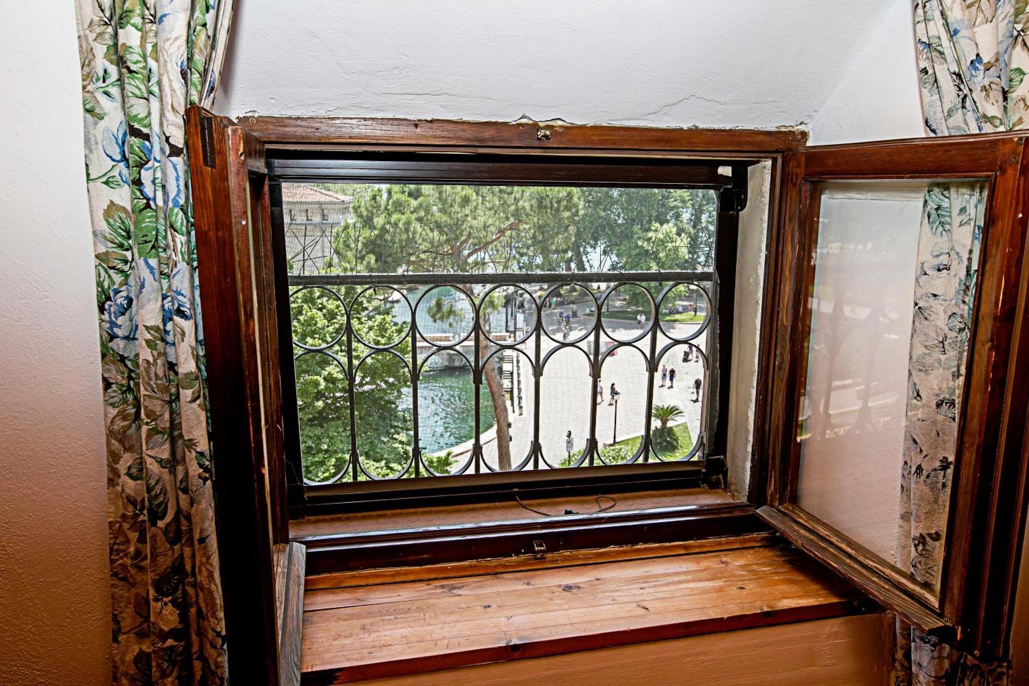 Residenza Rocca del Lago 2 Riva del Garda Esterno foto